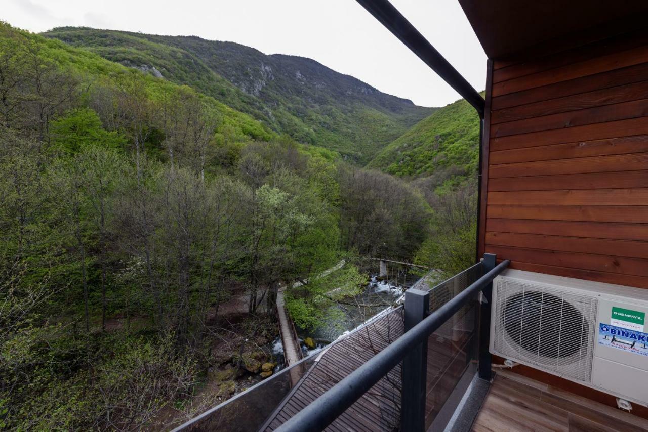 Resort Ujevara E Drinit Peje Bagian luar foto
