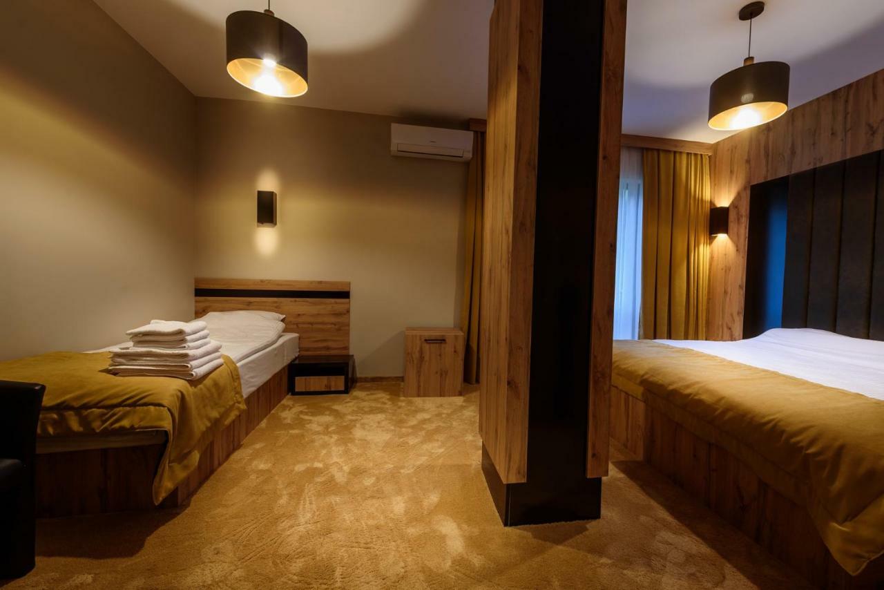 Resort Ujevara E Drinit Peje Bagian luar foto