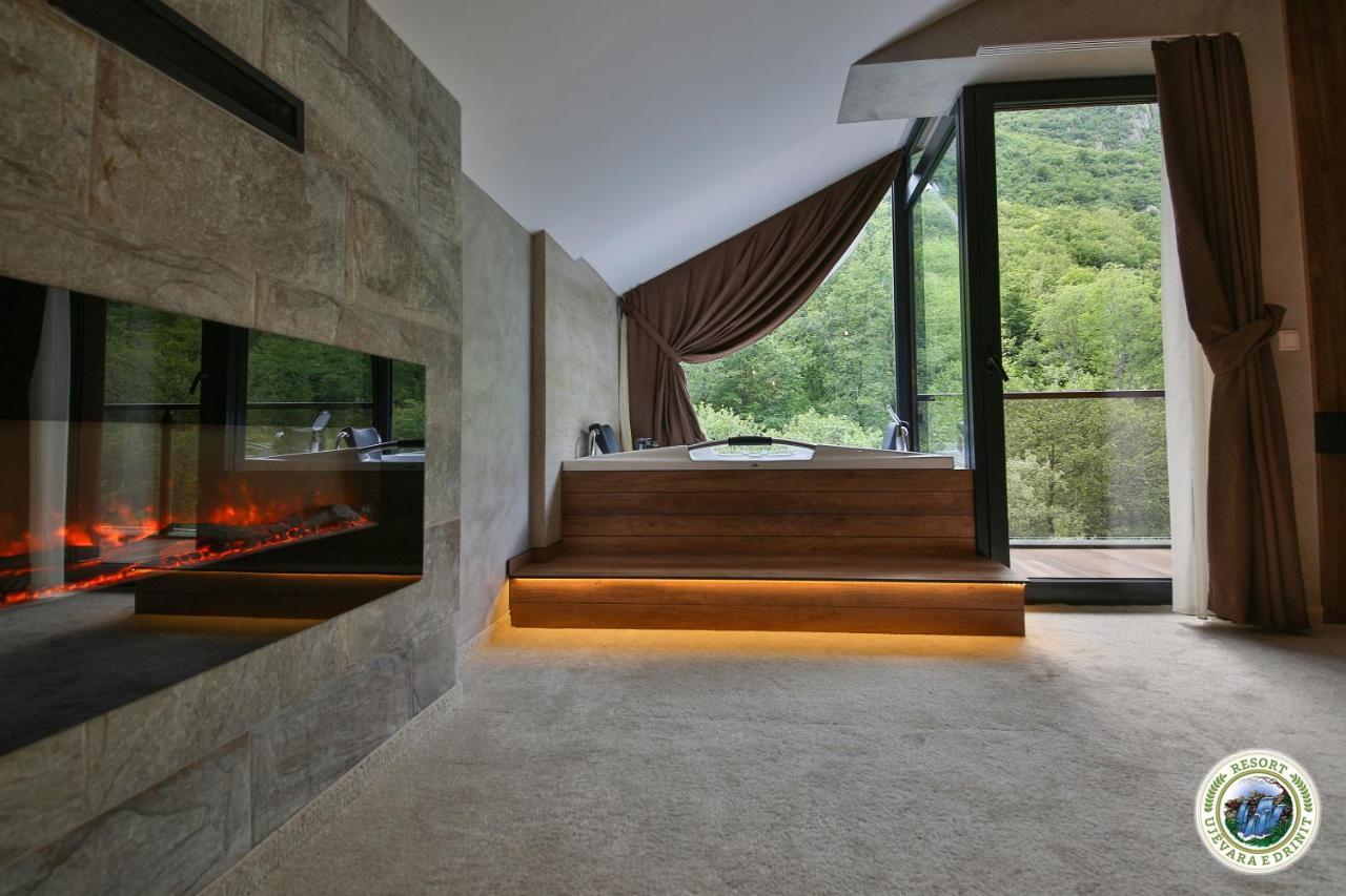 Resort Ujevara E Drinit Peje Bagian luar foto